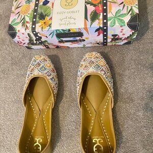 Fizzy Goblet Celestial Superstar Juttis Flats Size US 7